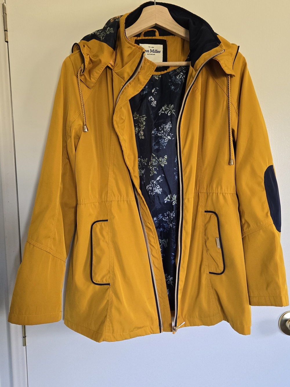 Mustard Yellow Hooded Jacket With Floral Lining M